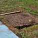 ...e i tombini nascondono pericolose buche